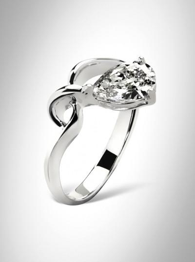 18K/750 白色黃金 鑽石鑲嵌 戒指